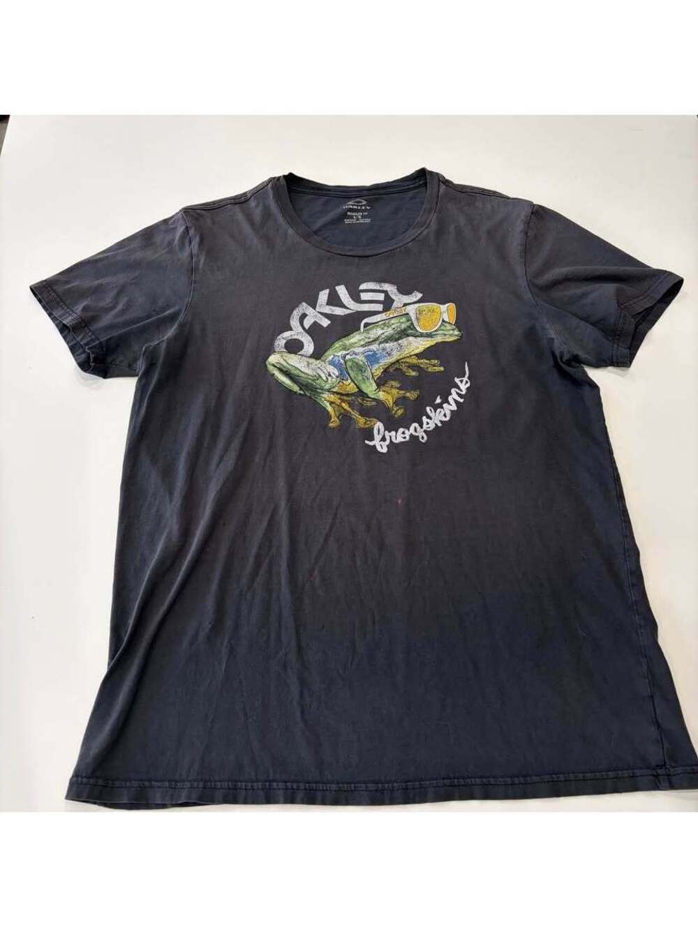 Vintage Oakley Frogskins t-shirt men Y2K Size Large